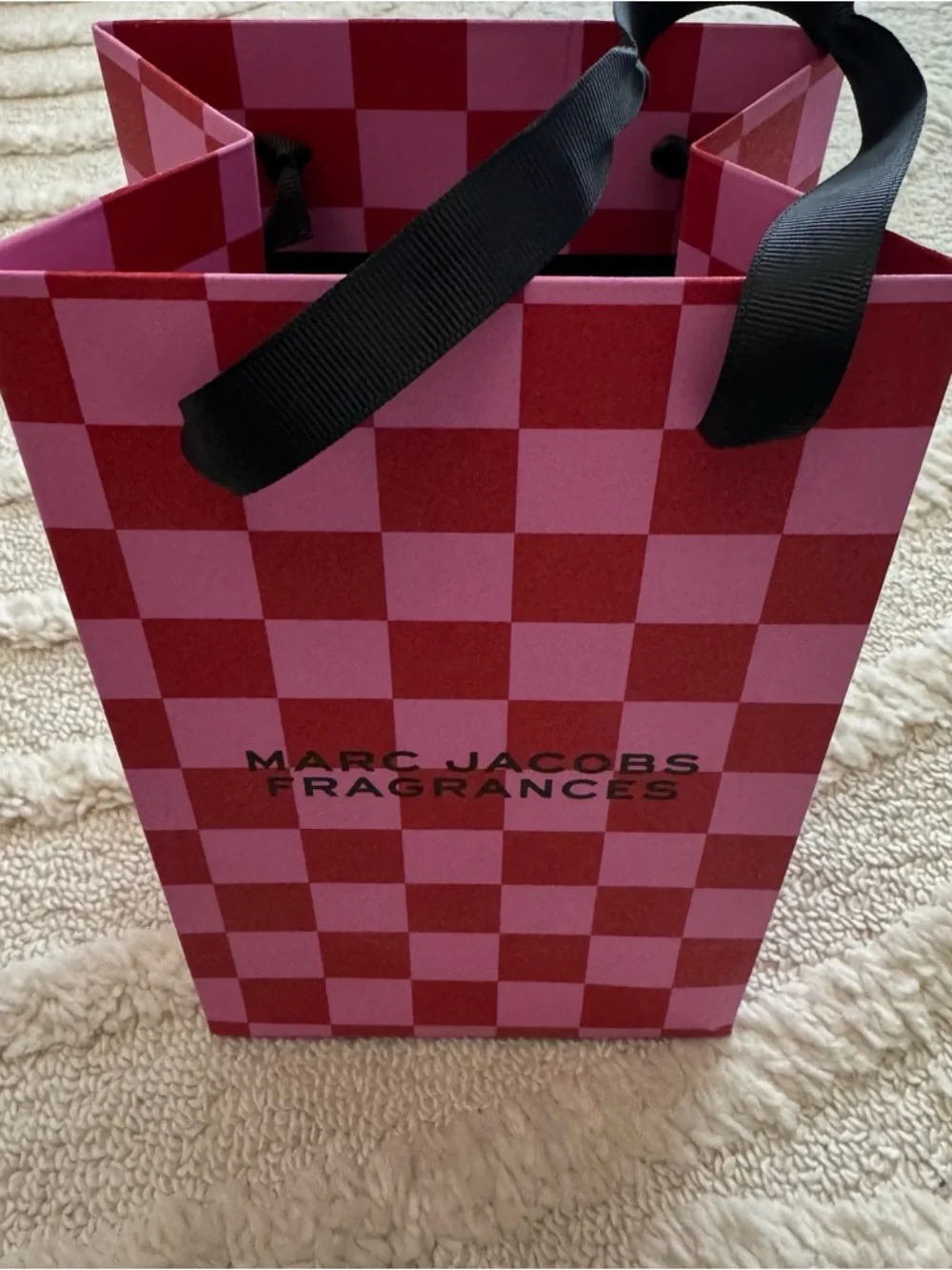 Marc Jacobs Fragrances Gift Bag Pink And Red Checkers Sparkles 9x5x4